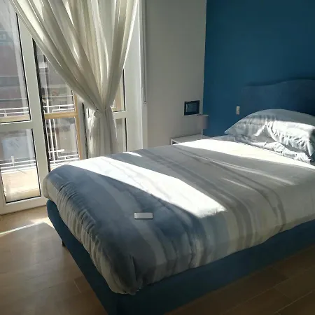 Cielo Stellato - Vip Rooftop & Seaview 4* Σαλέρνο
