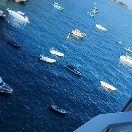 Bed & Breakfast V I P Cielo Stellato On Concordia Sea