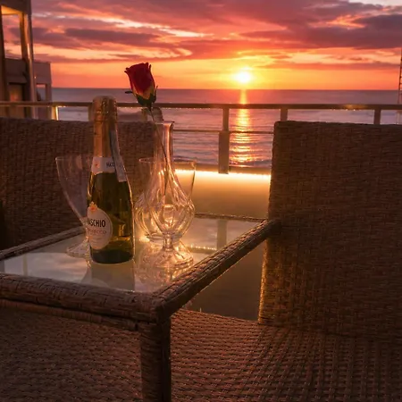 Cielo Stellato-b&b On Rooftop & Seaview Oda ve Kahvaltı 4*