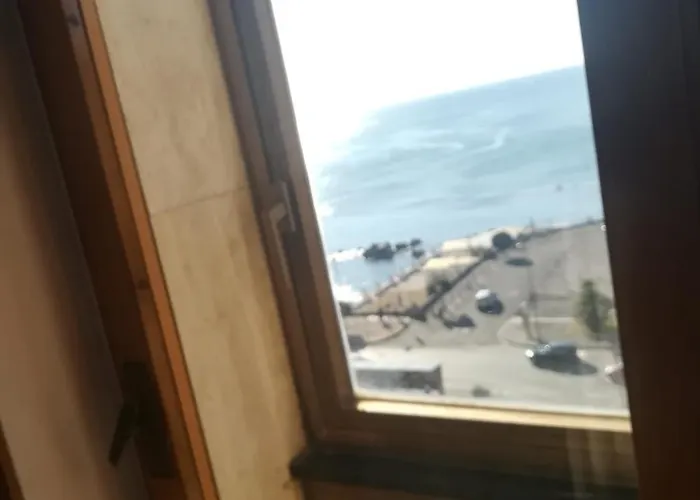 住宿加早餐酒店 Vip Cielo Stellato On Seaview 萨莱诺