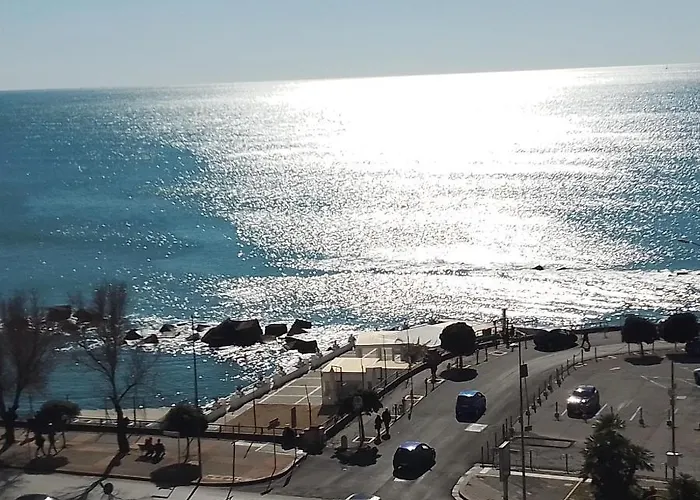 Vip Cielo Stellato On Seaview 住宿加早餐酒店