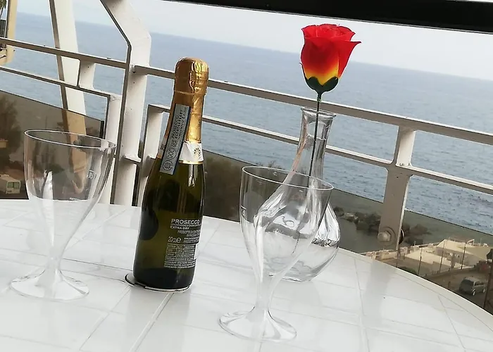 住宿加早餐酒店 Vip Cielo Stellato On Seaview 萨莱诺