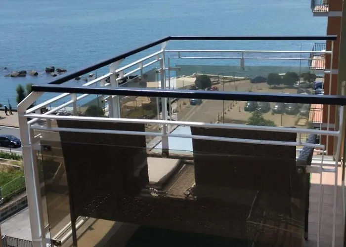 住宿加早餐酒店 Vip Cielo Stellato On Seaview 萨莱诺