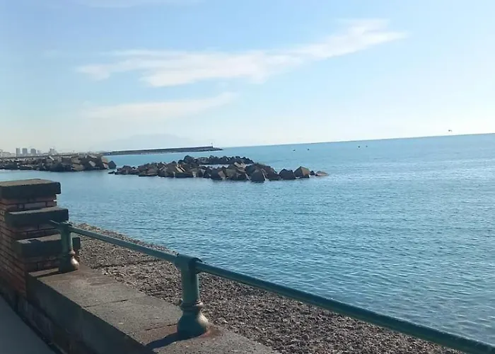 Vip Cielo Stellato On Seaview 住宿加早餐酒店 萨莱诺