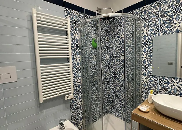 住宿加早餐酒店 Vip Cielo Stellato On Seaview 萨莱诺